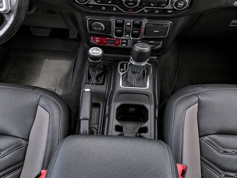Used 2021 Jeep Wrangler Unlimited Rubicon AWD/4WD image 9
