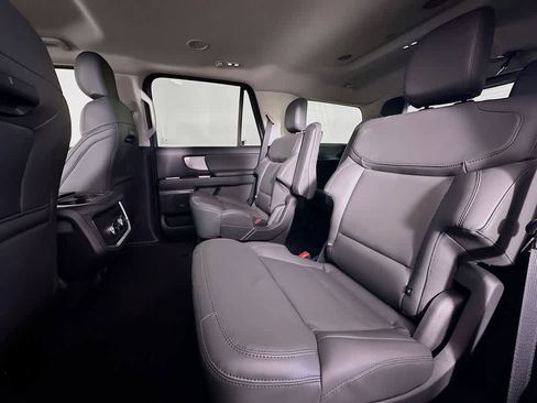 New 2026 Ford Expedition Active image 14