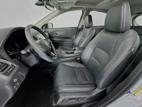 Certified 2020 Honda HR-V Touring image 21