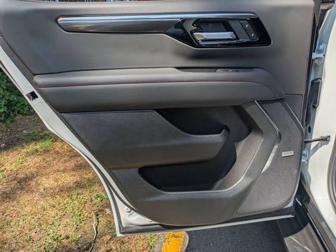 New 2026 Chevrolet Tahoe RST w/ Advanced Technology Package AWD/4WD image 25