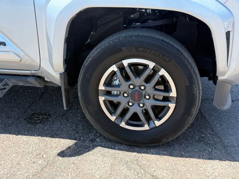 Used 2024 Toyota Tacoma TRD Sport w/ TRD Sport Premium Package AWD/4WD image 7