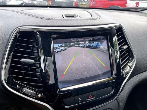 Used 2020 Jeep Cherokee Limited AWD/4WD image 19