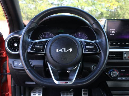 Used 2023 Kia Forte GT-Line FWD image 10