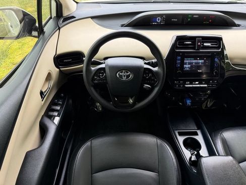 Used 2019 Toyota Prius LE FWD image 28