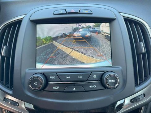 Used 2014 Buick LaCrosse Premium w/ Driver Confidence Package FWD image 15