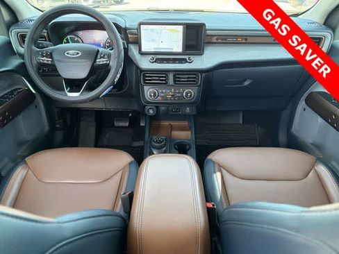 Used 2024 Ford Maverick Lariat image 2