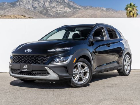 Used 2023 Hyundai Kona SEL w/ Convenience Package FWD image 1