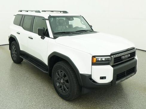 New 2027 Toyota Land Cruiser w/ Premium Package AWD/4WD image 13