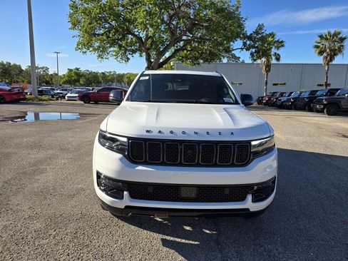 New 2025 Jeep Wagoneer Series II w/ Convenience Group I image 8