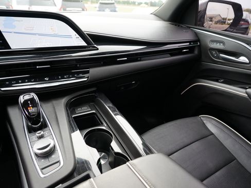 Used 2021 Cadillac Escalade ESV Sport w/ Driver Assist Tech Package image 23