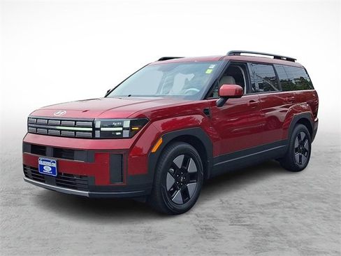 Used 2025 Hyundai Santa Fe SEL image 3