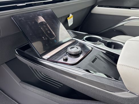 New 2026 Cadillac Escalade IQL Luxury image 27