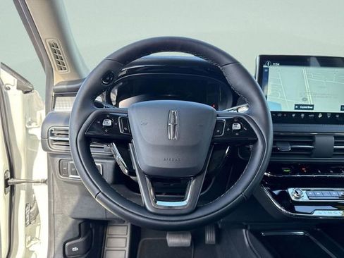 New 2026 Lincoln Corsair Premiere FWD image 33