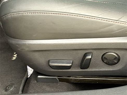 Used 2021 MAZDA MAZDA3 s image 31