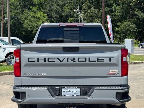 Used 2025 Chevrolet Silverado 1500 RST w/ Convenience Package II RWD image 5