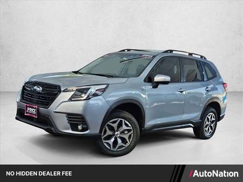 Used 2024 Subaru Forester Premium AWD/4WD image 1