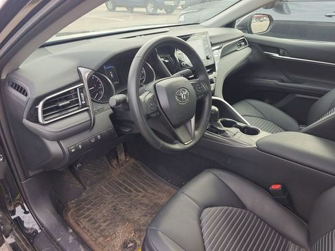 Used 2024 Toyota Camry SE image 7