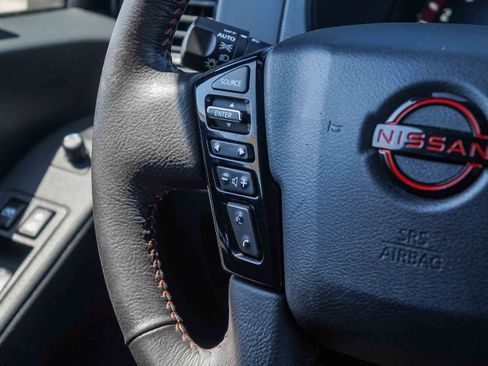 Used 2024 Nissan Frontier PRO-4X AWD/4WD image 17