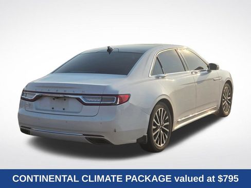 Used 2019 Lincoln Continental Select w/ Continental Climate Package AWD/4WD image 3