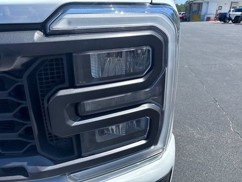 Used 2024 Ford F250 XL w/ STX Appearance Package AWD/4WD image 9