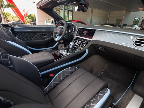Used 2024 Bentley Continental GT Speed image 41