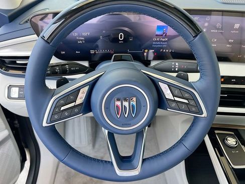 New 2025 Buick Enclave Avenir w/ Super Cruise Package image 7