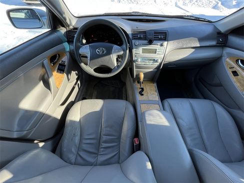 Used 2007 Toyota Camry XLE image 18