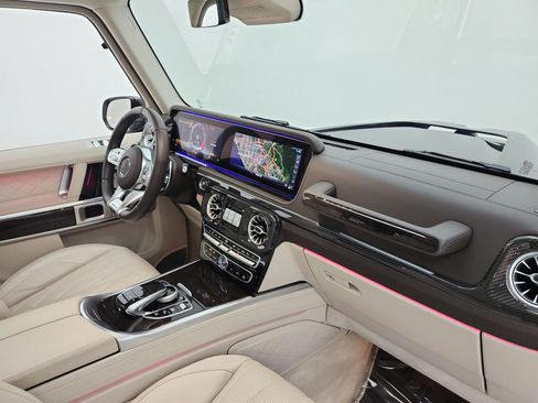 Certified 2021 Mercedes-Benz G 63 AMG 4MATIC image 19