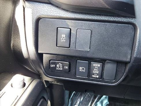 Certified 2023 Toyota Tacoma TRD Off-Road AWD/4WD image 16