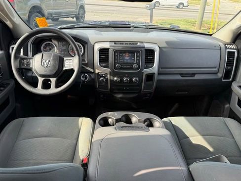 Used 2015 RAM 1500 Classic SLT RWD image 14