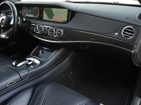 Used 2017 Mercedes-Benz S 63 AMG 4MATIC Sedan image 5