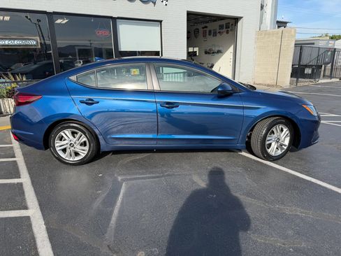 Used 2019 Hyundai Elantra Value Edition w/ Cargo Package FWD image 8