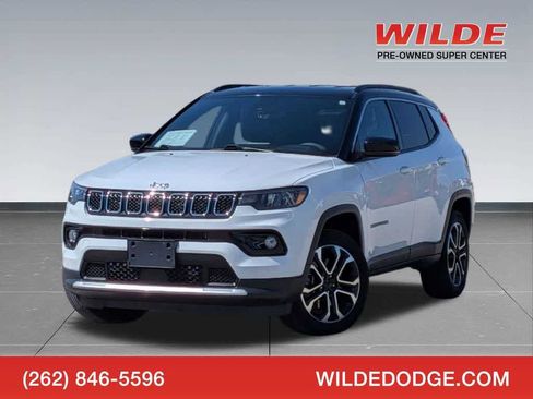 Used 2024 Jeep Compass Limited AWD/4WD image 2