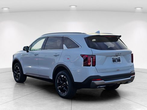 New 2026 Kia Sorento S AWD/4WD image 4