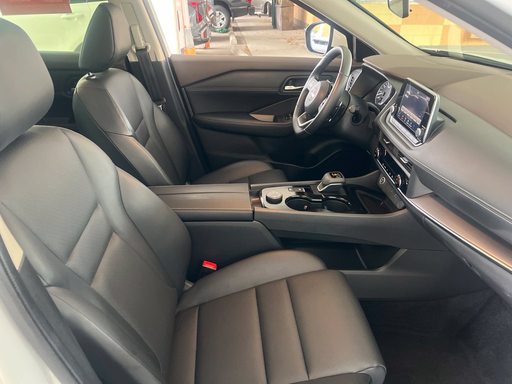 Certified 2023 Nissan Rogue SV w/ SV Premium B Package AWD/4WD image 23