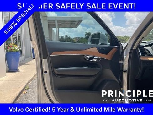 Certified 2024 Volvo XC90 B6 Plus AWD/4WD image 14
