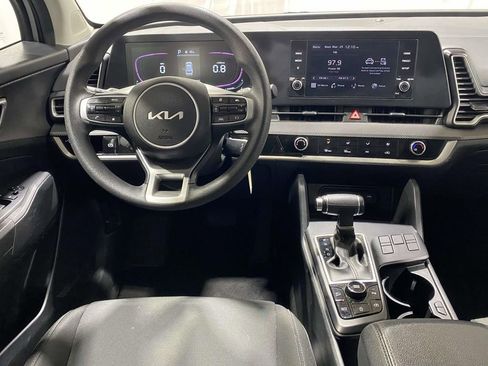 Used 2024 Kia Sportage LX FWD image 12