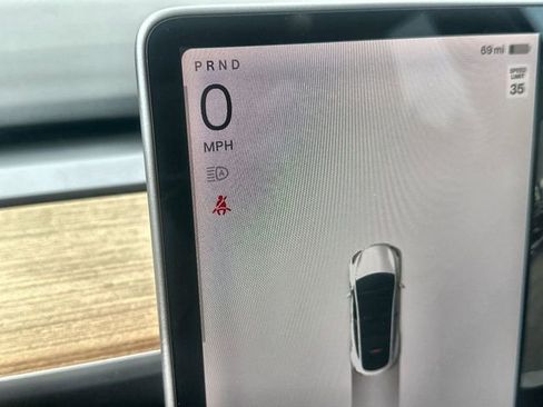 Used 2020 Tesla Model Y Long Range image 12