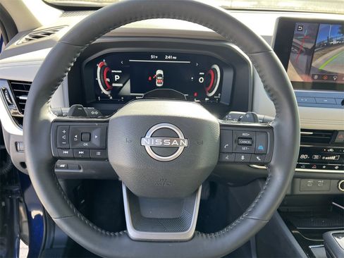 Certified 2025 Nissan Rogue SL w/ Tech Package image 7