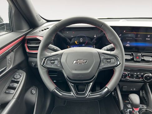 New 2025 Chevrolet TrailBlazer RS w/ Convenience Package image 14