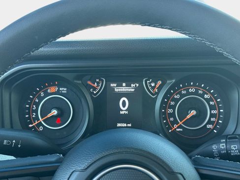 Used 2025 Jeep Wrangler Unlimited Sport AWD/4WD image 26