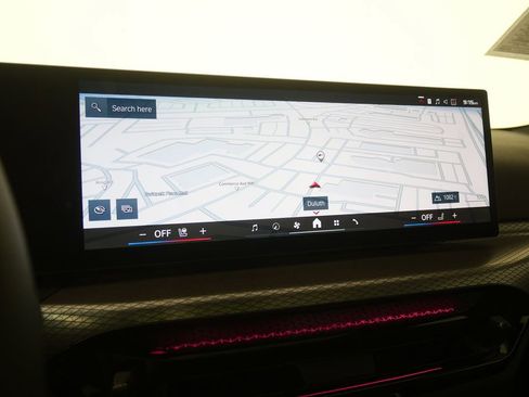 Used 2026 BMW M2 w/ Lighting Package image 24