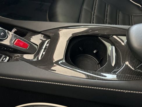 Used 2019 Ferrari Portofino RWD image 60