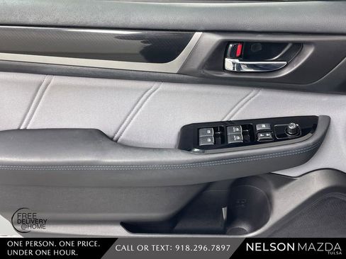 Used 2017 Subaru Legacy 2.5i Sport image 19