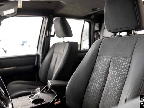 Used 2016 Ford Expedition XL image 16