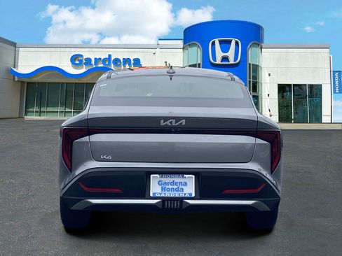 Used 2025 Kia K4 FWD image 5