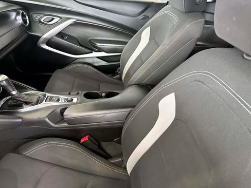Used 2018 Chevrolet Camaro SS image 10