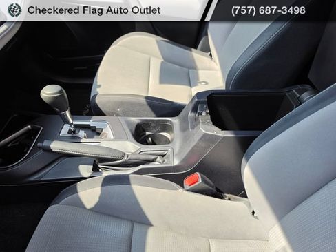 Used 2018 Toyota RAV4 XLE FWD image 37