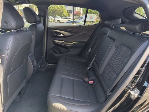 New 2026 Buick Envista Avenir FWD image 21