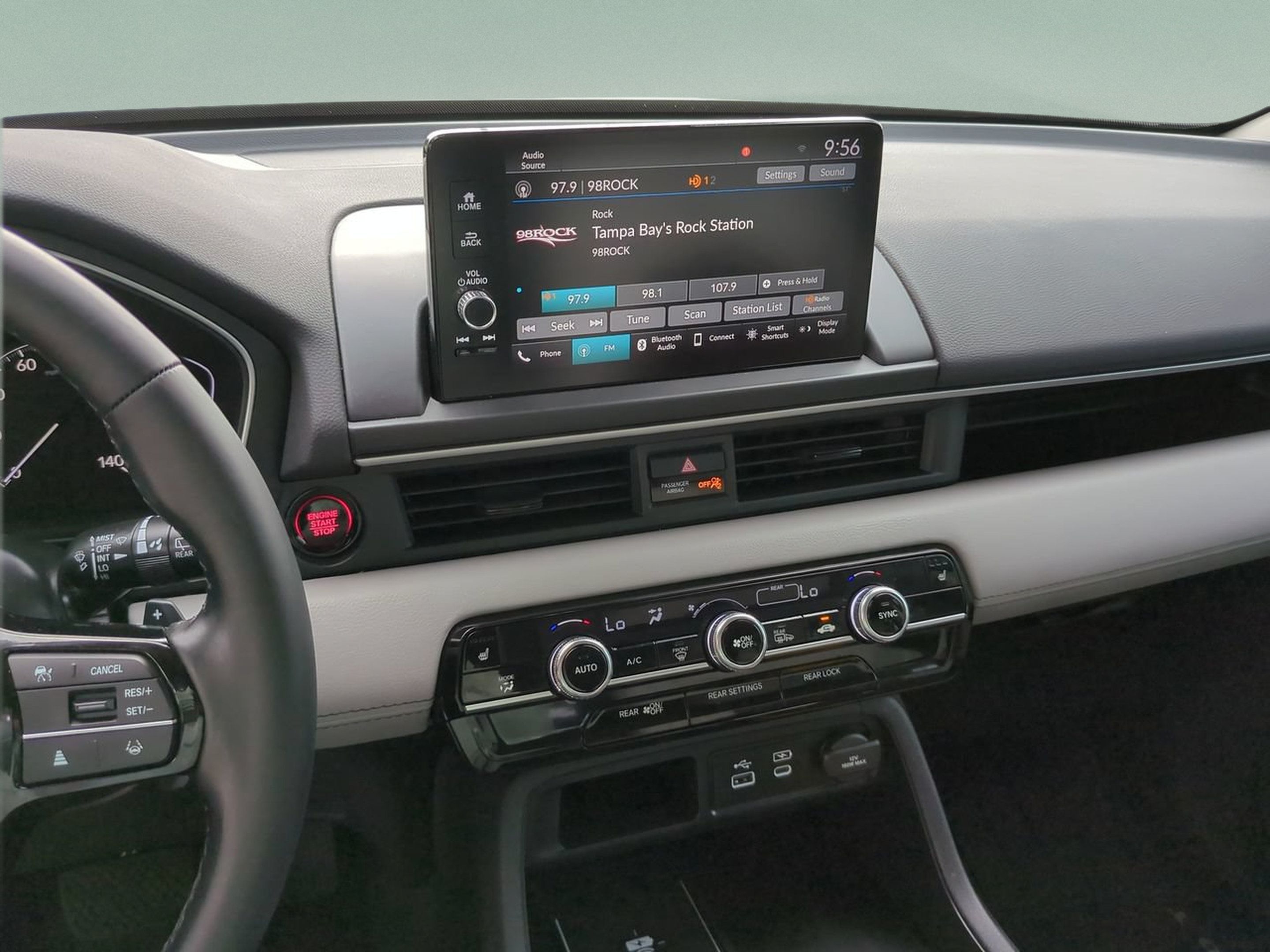 Certified 2025 Honda Pilot EX-L image 13